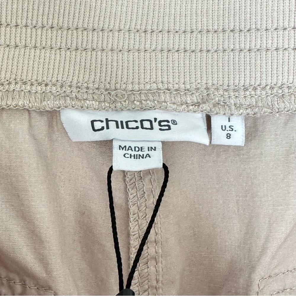 Chicos Convertible Poplin Cargo Pants Cropped Sz US 8 Beige Khaki Beachy Preppy - Picture 8 of 13